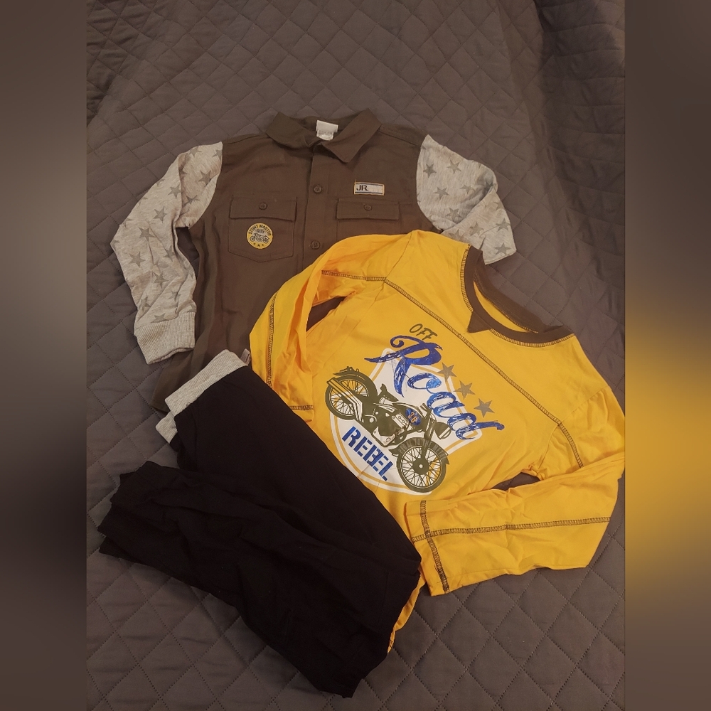 Yellow Motorcycle Graphic Kids 3 Piece Set